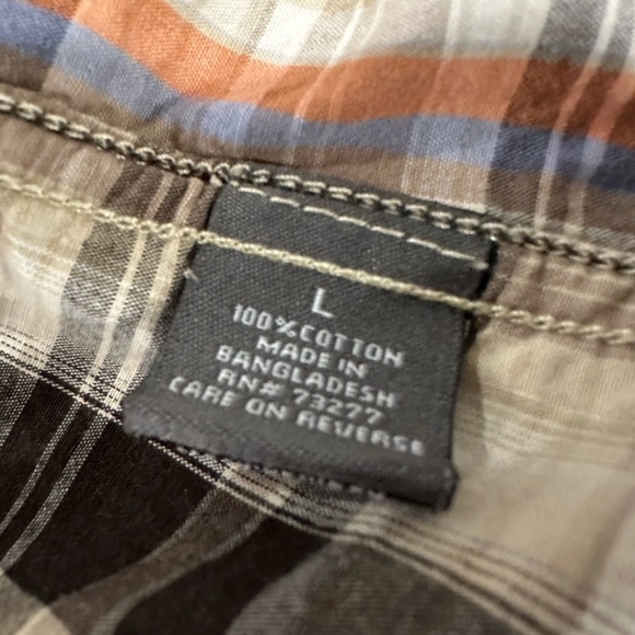 Urban Pipeline Mens Shirt  Large brown and orange plaid  Button Up. Pearl Snap. - Picture 7 of 16
